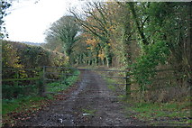 SJ8133 : Farm access track and footpath near Aspley by Mick Malpass