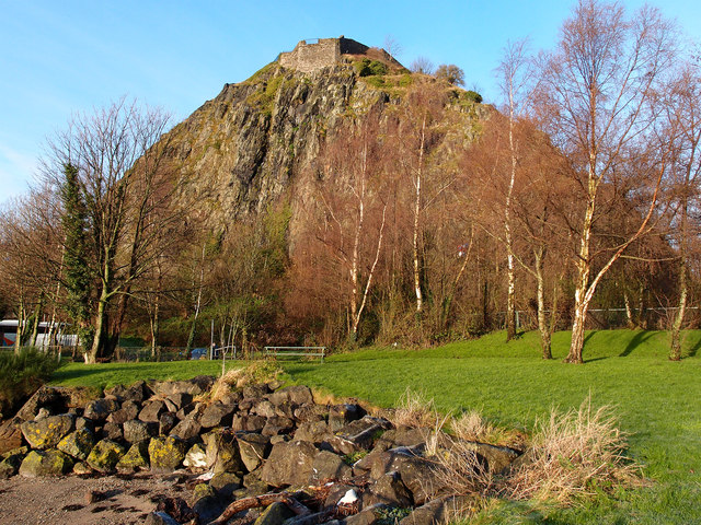 Dumbarton Rock © Wfmillar :: Geograph Britain And Ireland