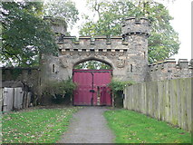 SJ3165 : Gateway to Hawarden Castle Park by Eirian Evans