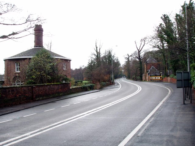 The Round House and entrance to Ince Blundell Hall