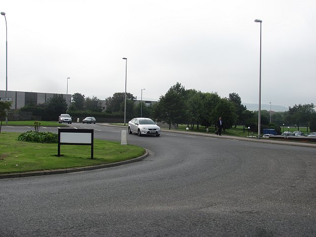 Roundabout, Victoria Street
