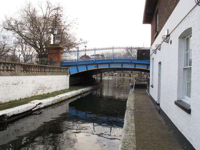 Paddington Arm - stop lock and toll... © David Hawgood :: Geograph ...