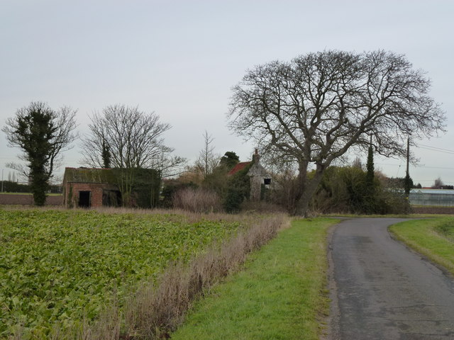 Abandoned farm on Little Marsh Lane,... © Richard Humphrey :: Geograph ...