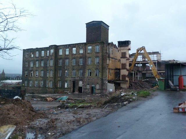 Vine Mill, Oswaldtwistle © Alexander P Kapp cc-by-sa/2.0 :: Geograph ...