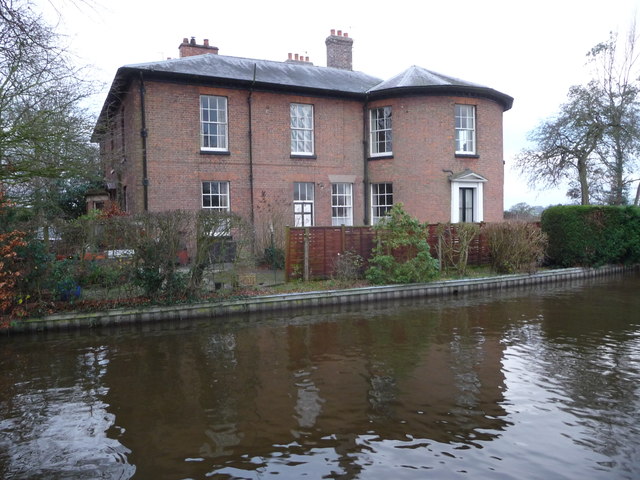 Large house beside the Llangollen Canal... © Jeremy Bolwell :: Geograph ...