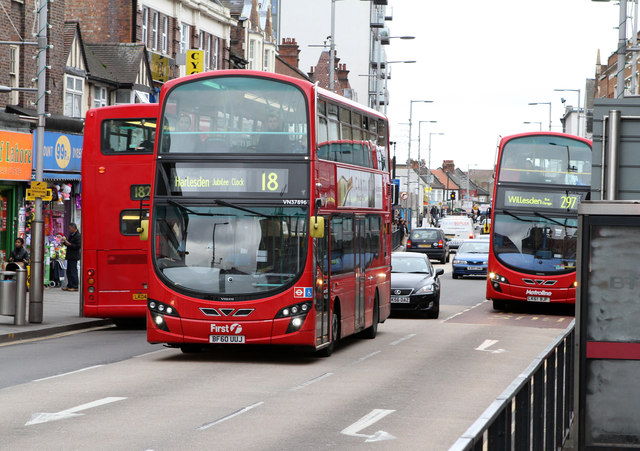 Wembley High Road On Boxing Day Martin Addison cc by sa 2.0