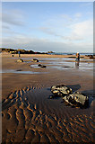NT5485 : The beach at North Berwick Bay by Walter Baxter