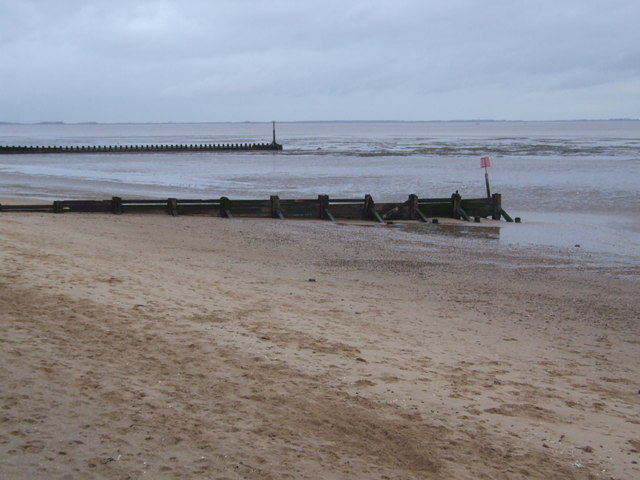 Groynes, Cleethorpes © JThomas :: Geograph Britain and Ireland