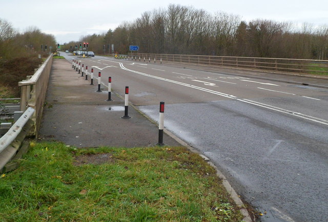 B4509 crosses above the M5 motorway near Falfield