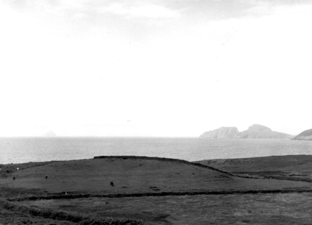 Farmland at Aghort - 1960 © M J Richardson cc-by-sa/2.0 :: Geograph Ireland