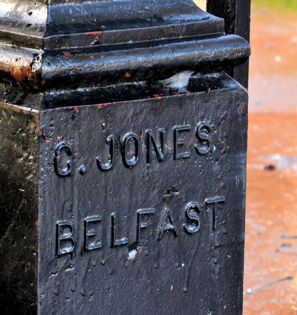 Ornamental gatepost, Belfast (2)