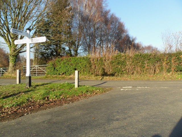 Road junction south of Newick with road sign