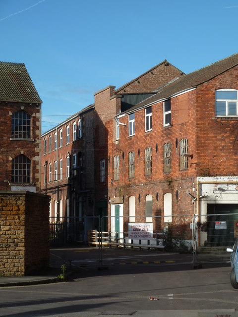 Innox Mill © Chris Allen cc-by-sa/2.0 :: Geograph Britain and Ireland