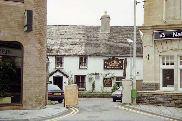 The Courthouse Pub in Caerphilly 1989