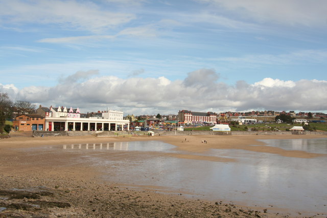 Barry Island Promenade March 2008... © Eddie Reed cc-by-sa/2.0 ...