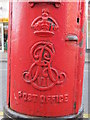 Edward VII postbox, Park Parade, NW10 - royal cipher