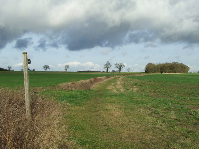 Footpath To Hawks Farm