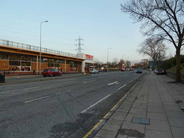 Victoria Avenue Blackley Manchester © Alexander P Kapp Geograph