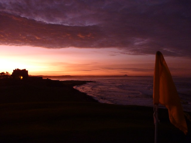 Coastal East Lothian : Sunset at Winterfield Golf Course