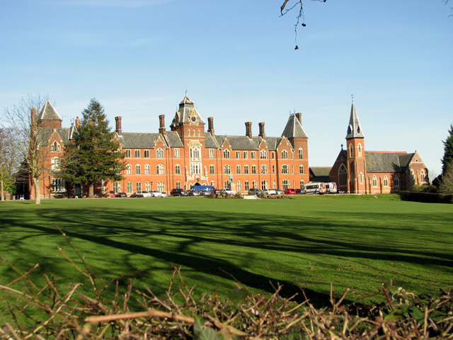 Framlingham College © Evelyn Simak cc-by-sa/2.0 :: Geograph Britain and ...