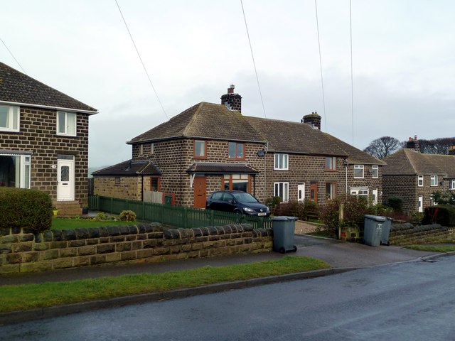 Housing on Roughbirchworth Lane