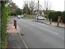 SU0300 : Middlehill Road, Colehill by Alex McGregor