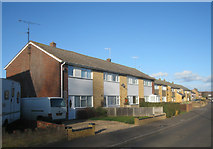 SU6250 : Houses in Mansfield Road by Mr Ignavy
