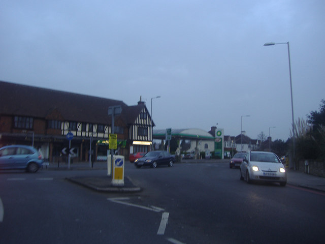 Roundabout on Addiscombe Road and Shirley Road