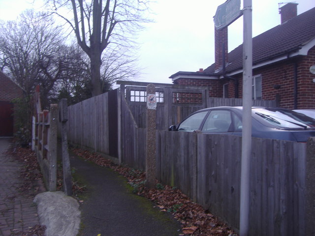 Path off Beckenham Road, West Wickham