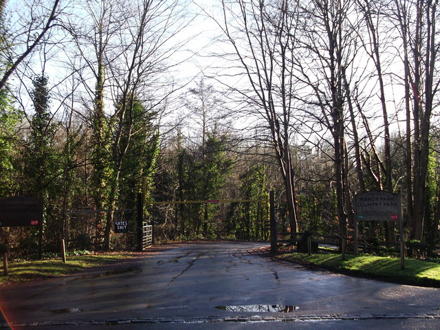 Entrance to Manor Farm Country Park