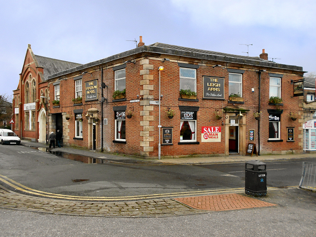 The Station Hotel Leigh Arms © David Dixon Cc-by-sa 2.0 :: Geograph 