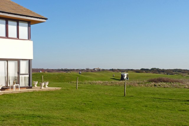 Barton on Sea Golf Course © Mike Smith :: Geograph Britain and Ireland