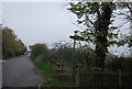 Footpath signpost, Ridgeway Rd