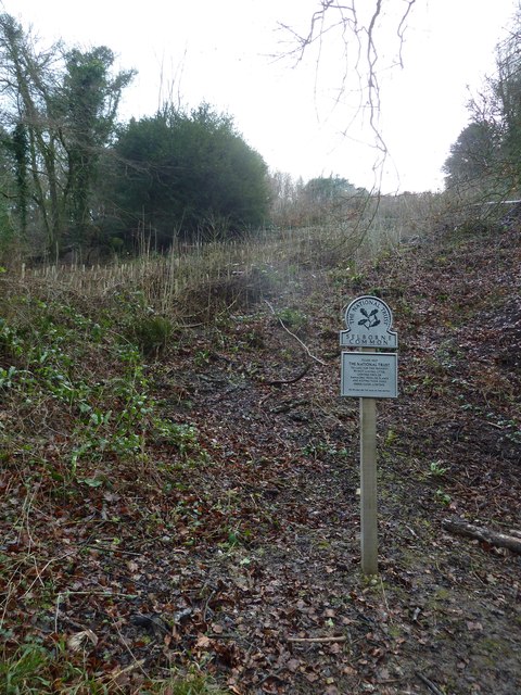 Sign at the bottom of the Zig Zag Path