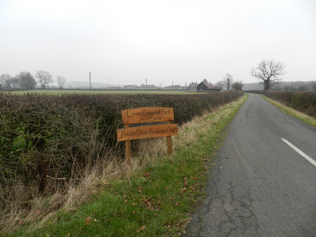 Lane leading off Goosehill Lane