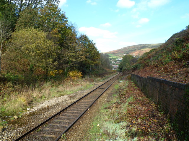 Rhondda Line heads north away from Llwynypia station