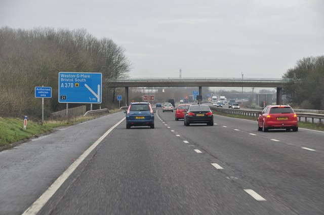 North Somerset : M5 Motorway Northbound © Lewis Clarke cc-by-sa/2.0 ...