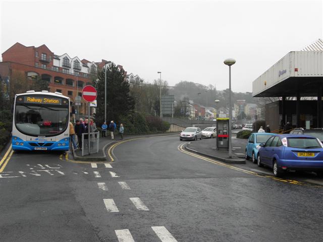 Railway Station Bus, Derry / Londonderry © Kenneth Allen :: Geograph ...