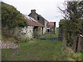 Ruined farmhouse, Beltany