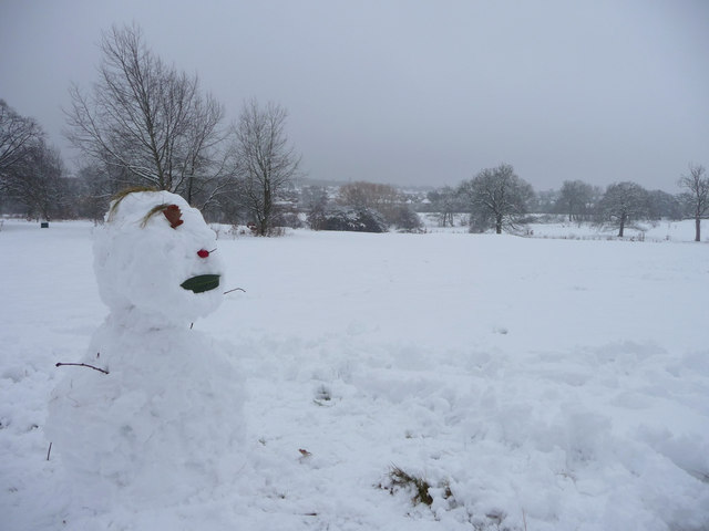 Snowman, Oakwood Park, London N14