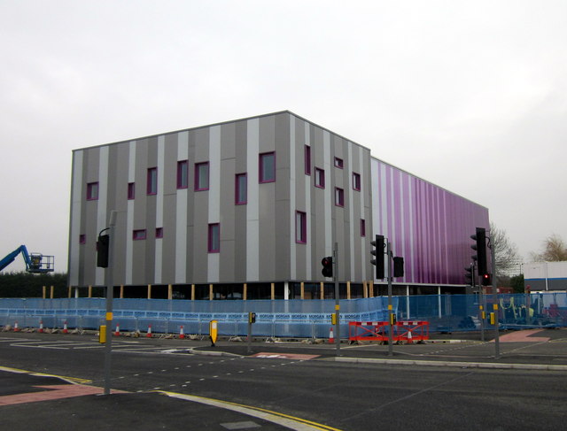 youth-centre-longbridge-lane-opening-roy-hughes-geograph