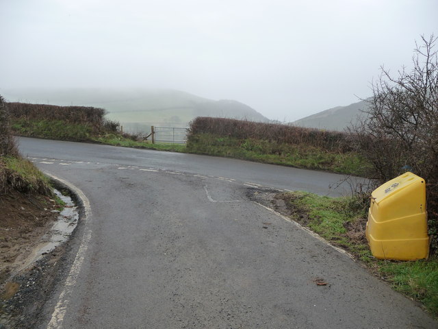 Lane junction off the B4572 south of Borth