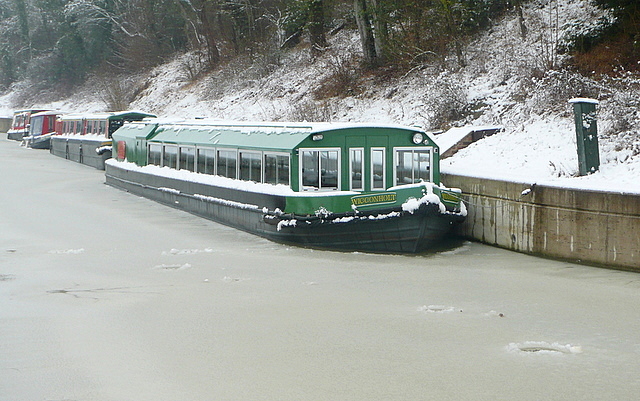 Canal Trust fleet in the snow and ice