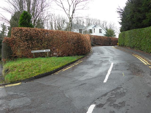 Entrance to Breezemount Park, Omagh © Kenneth Allen :: Geograph Britain ...