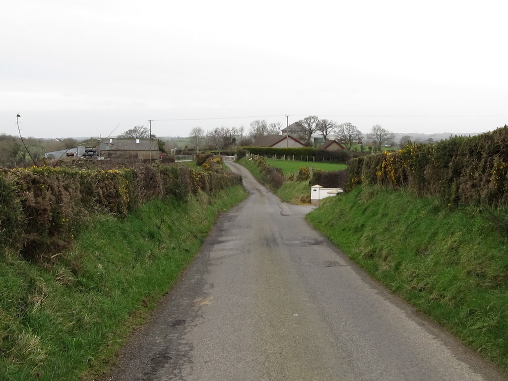 scattered-settlements-along-the-eric-jones-geograph-britain-and