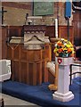 St John the Baptist, Clay Hill, Enfield - Pulpit & font