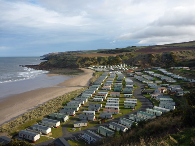 Coastal Berwickshire : Winter Sunshine... © Richard West cc-by-sa/2.0 ...