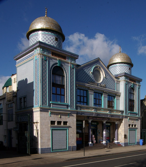 Aziziye Mosque, Stoke Newington Road