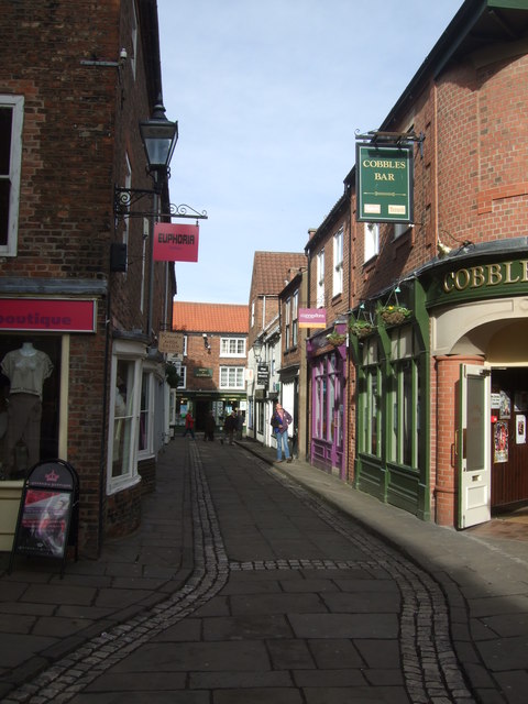 New Street Louth © Richard Hoare cc-by-sa/2.0 :: Geograph Britain and ...