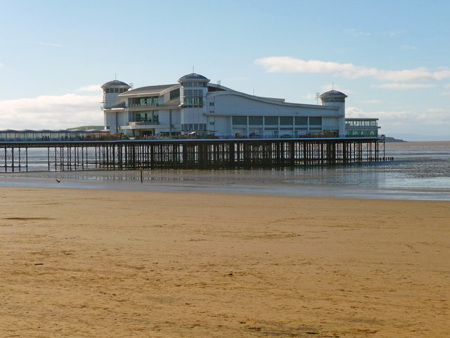 Weston-Super-Mare - The Grand Pier © Chris Talbot cc-by-sa/2.0 ...